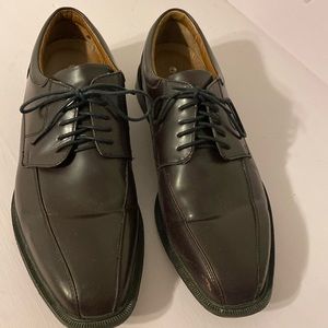 Rockport dress shoes